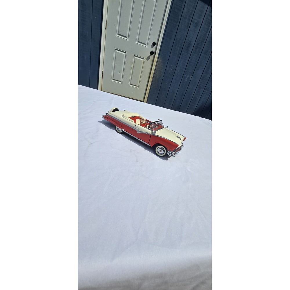 Danbury Mint 1956 Ford Fairlane Sunliner Convertible